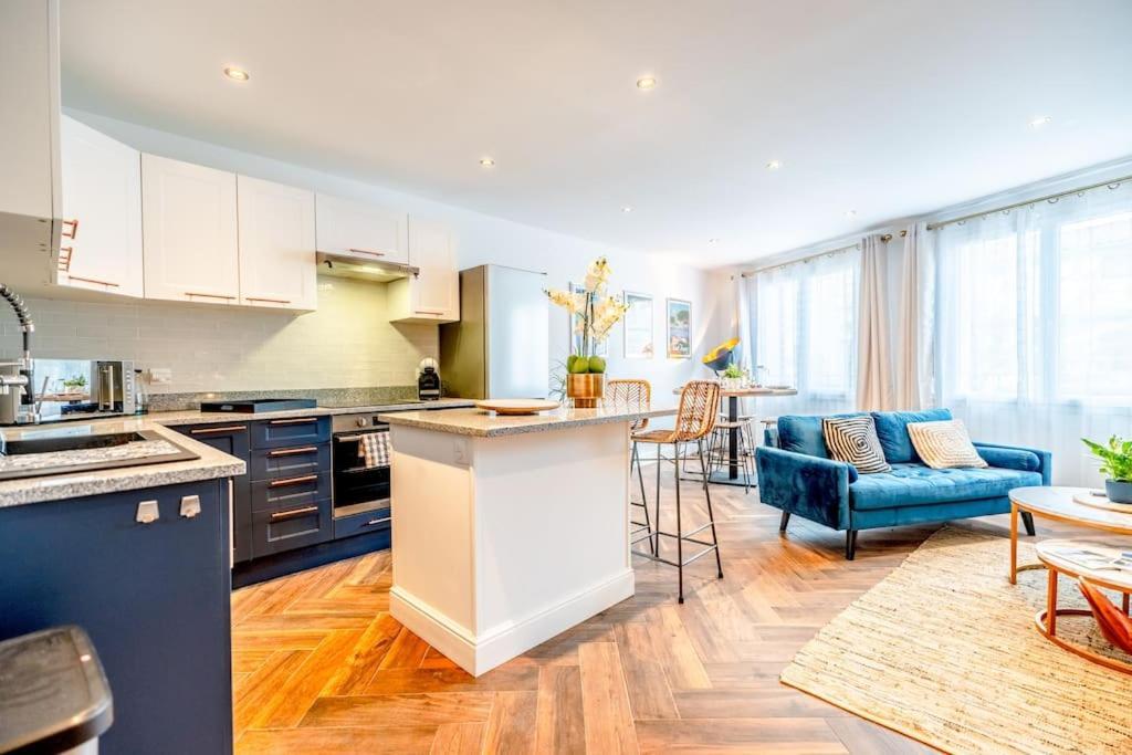 Le Plan-de-la-Tour Superbe Appartement Neuf, Climatise Centre Village מראה חיצוני תמונה